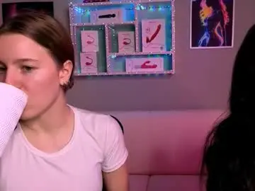 Chaturbate Adult Video Chat of ariana_ross7