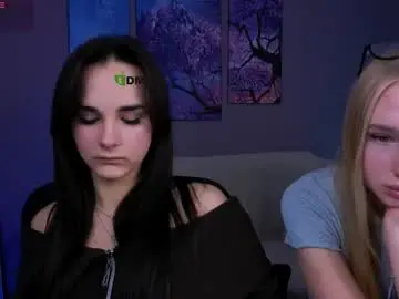 Chaturbate Live Sex of ariana_ross7