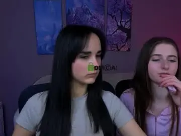 Chaturbate Watch Live Sex Cams of ariana_ross7