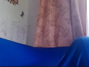 lilhy_mcfly from chaturbate