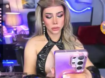 Chaturbate Live Sex Cam of misstressheavenly