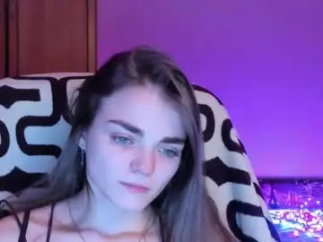 Chaturbate Live Sex Cam of sophiesuvi