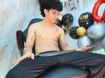 Chaturbate Live Sex of andres_cream