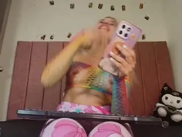 Chaturbate Free Porn Cam of barbiie_98