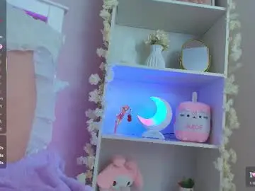 Chaturbate Free Live Porn of ely_cherry18