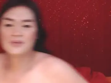 Chaturbate Live Sex Cam of master_tsbigcock