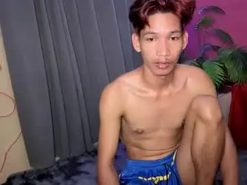 Chaturbate Live Sex Cam of maxiebunny99