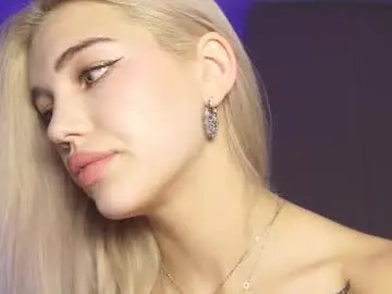 Chaturbate Live Sex of milabunny_