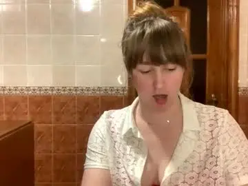 Chaturbate Free Live Porn of maroonmoon_