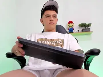 Chaturbate Best live sex cam show of mikecooper_