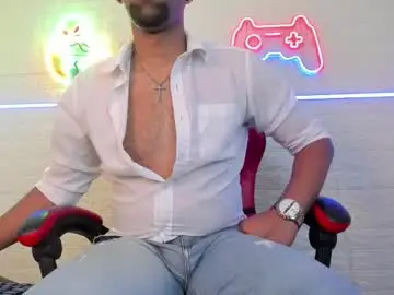 Chaturbate Adult Video Chat of paolo_johnson