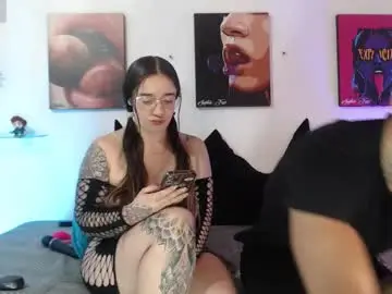 Chaturbate Live Sex Cam of sophie_foxx