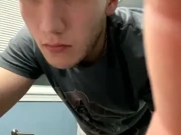 Chaturbate Watch Live Sex Cams of tattedhubs05