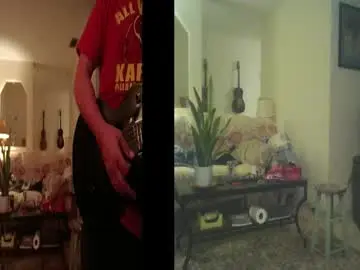 Chaturbate Live Sex Cam of tomcatsawyer