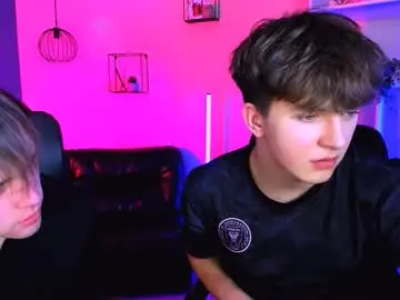 Chaturbate Watch Live Sex Cams of travis_wolf_