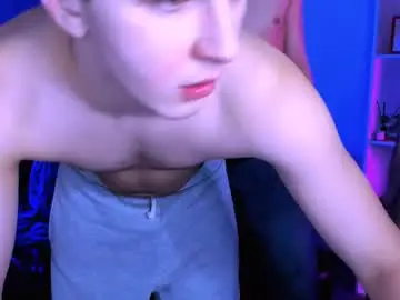 Chaturbate Live Sex Cam of travis_wolf_