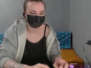 Chaturbate Live Sex Cam of elay_noir