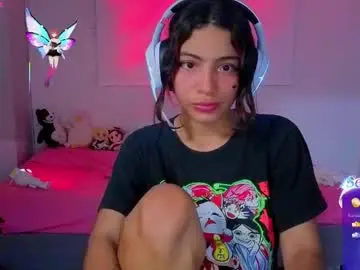 Chaturbate Watch Live Sex Cams of helia_n_amy