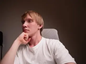 Chaturbate Live Sex Cam of j_akira13