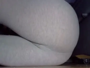 Chaturbate Live Sex of wet_pants2022
