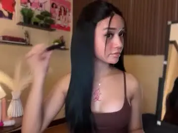 Chaturbate Live Sex Cam of devine_goddessx