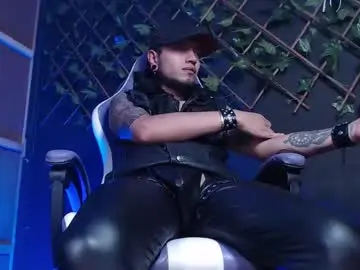 Chaturbate Live Sex of dicaprioo_