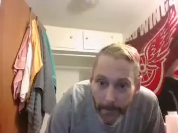 Chaturbate Live Sex of isntthisbreezemellow