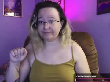 Chaturbate Live Sex Cam of love_you_julia