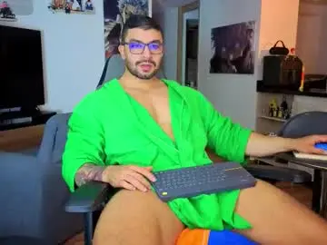 Chaturbate Adult Video Chat of peterjack7