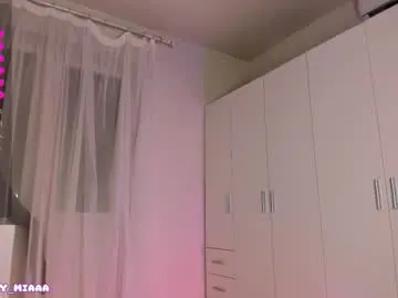 Chaturbate Adult Video Chat of ary_mia