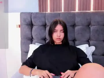 Chaturbate Nude Webcam of emma_doll7