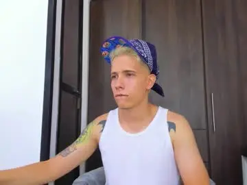 Chaturbate Live Sex Cam of justin_biker