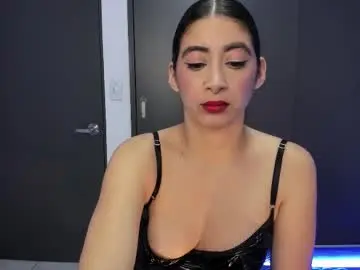 Chaturbate Live Sex Cam of aandreamartinez1