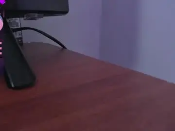 Chaturbate Nude Webcam of evelynhoward23