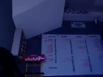 jojobraando from chaturbate