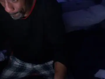 Chaturbate Adult Video Chat of leeguy_hugedick