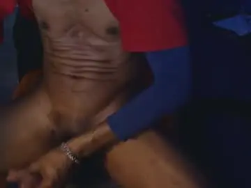 Chaturbate Live Porn of leeguy_hugedick