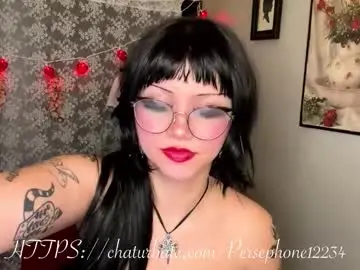 Chaturbate Nude Webcam of persephone12234
