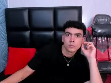 evancox20 from chaturbate