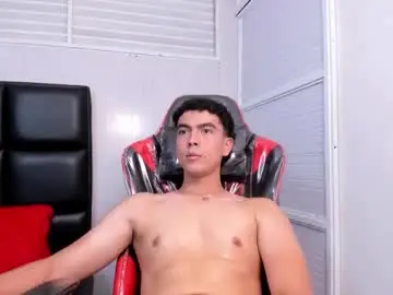 Chaturbate Adult Webcams of evancox20