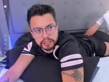 Chaturbate Sex Chat of lucca_mallard