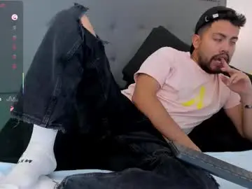 Chaturbate Best live sex cam show of lucca_mallard