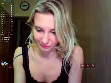 Chaturbate Live Sex Cam of caramel_pie_