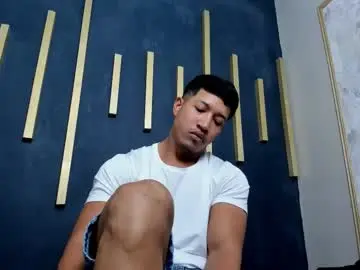 Chaturbate Live Sex of junior_19x