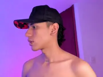 Chaturbate Best live sex cam show of keiner_smith