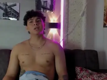 Chaturbate Sex Cam of liam_percy7