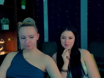 Chaturbate Sex Chat of mila_glow