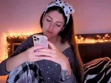 Chaturbate Live Sex Cam of _just_a_simple_girl