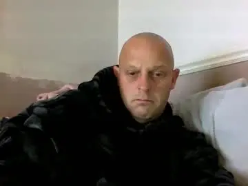 Chaturbate Nude Webcam of bigbumlover2377