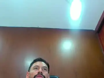 Chaturbate Adult Video Chat of derrybigger_cm